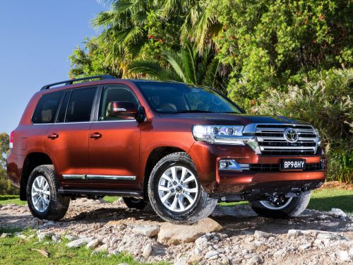 Toyota LandCruiser wagon breaks sales record