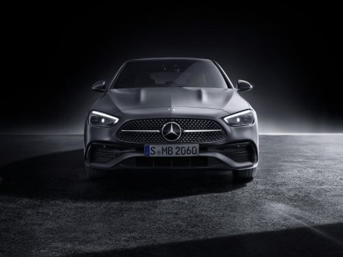 2022 Mercedes-Benz C-Class launch delayed