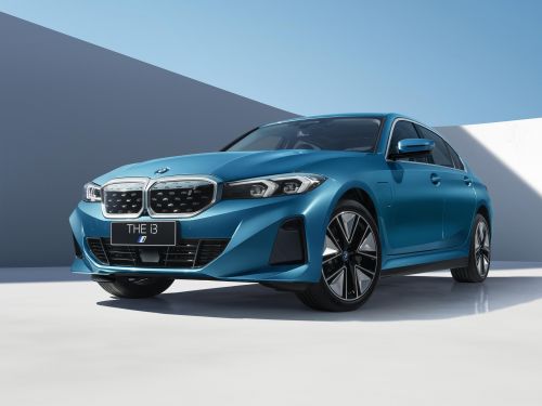 2023 BMW i3 revealed for China