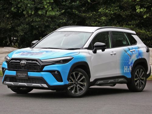 Toyota unveils hydrogen-powered Corolla Cross concept