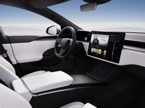 Tesla backtracks on yoke steering wheel for Model S and X