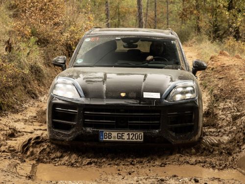 2023 Porsche Cayenne facelift teased ahead of Q2 debut