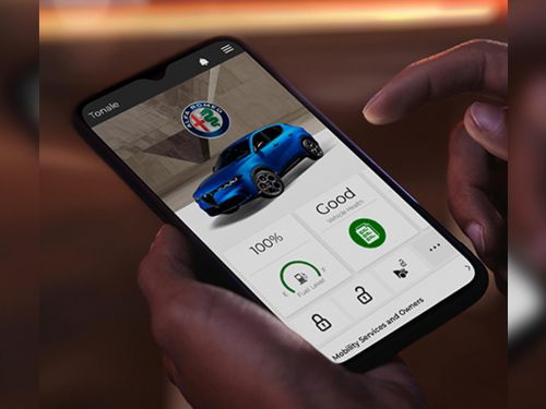 Alfa Romeo's new SUV debuts app connectivity