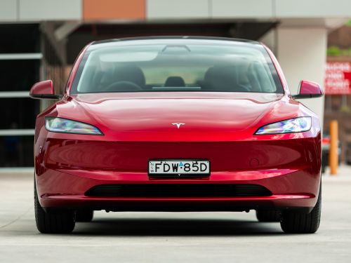 Rules breach forces Tesla Model 3 stop sale in Australia