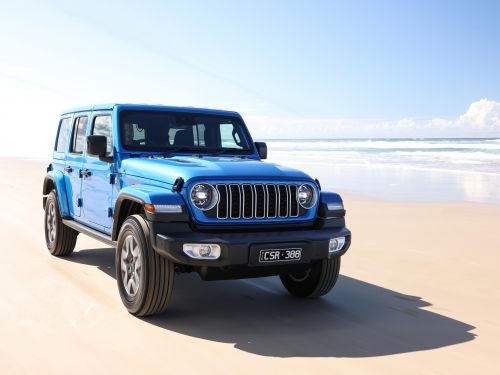 Jeep cuts production as SUVs pile up at US dealers - report