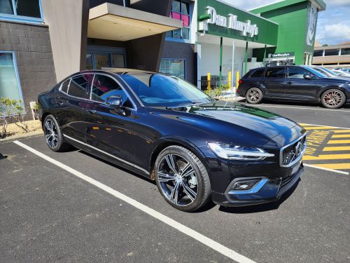 2022 Volvo S60 B5 INSCRIPTION MHEV owner review