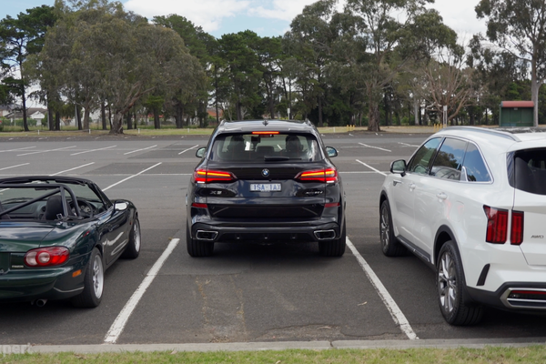 How do parking sensors work? Radar and remote parking technology explained