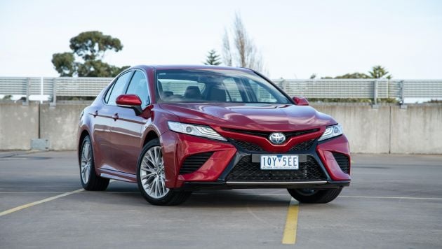 2020 Toyota Camry SL HYBRID four-door sedan Specifications | CarExpert