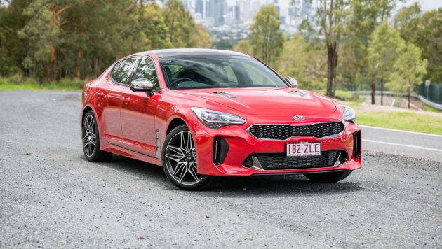 2020 Kia Stinger GT-LINE (BLACK LEATHER) four-door sedan Specifications ...