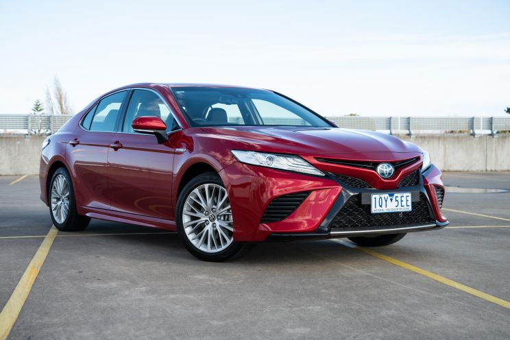 2020 Toyota Camry Sl Hybrid Review 