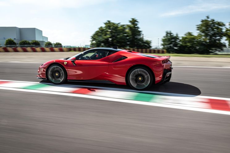 2021 Ferrari SF90 Stradale