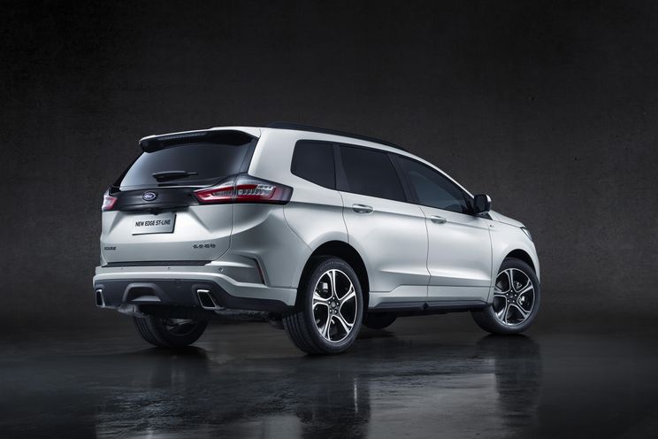 Ford Edge/Endura replacement, possible Fusion Active spied testing