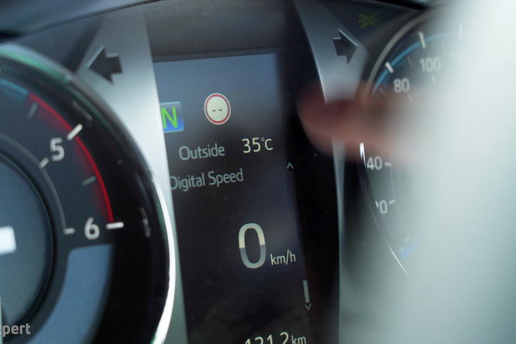 How do parking sensors work? Radar and remote parking technology explained