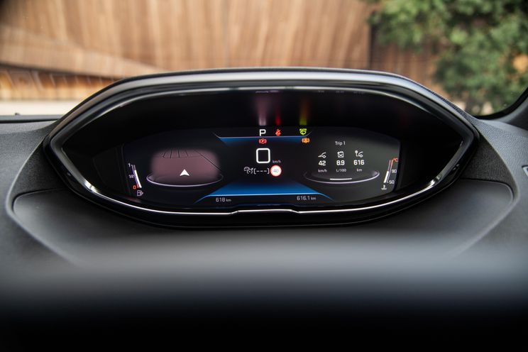 2021 Peugeot 5008
