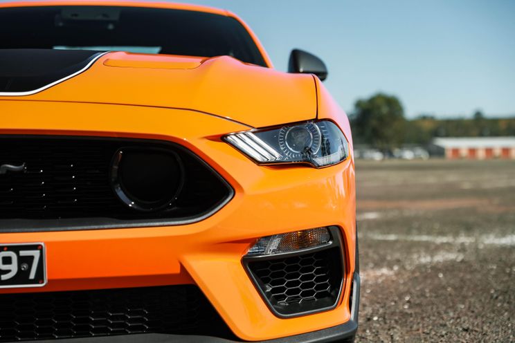Ford Mustang Mach 1 v GT: Track comparison