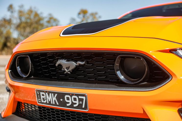 Ford Mustang Mach 1 v GT: Track comparison