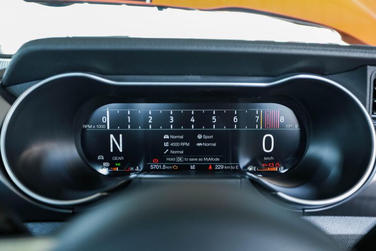 Ford Mustang Mach 1 v GT: Track comparison