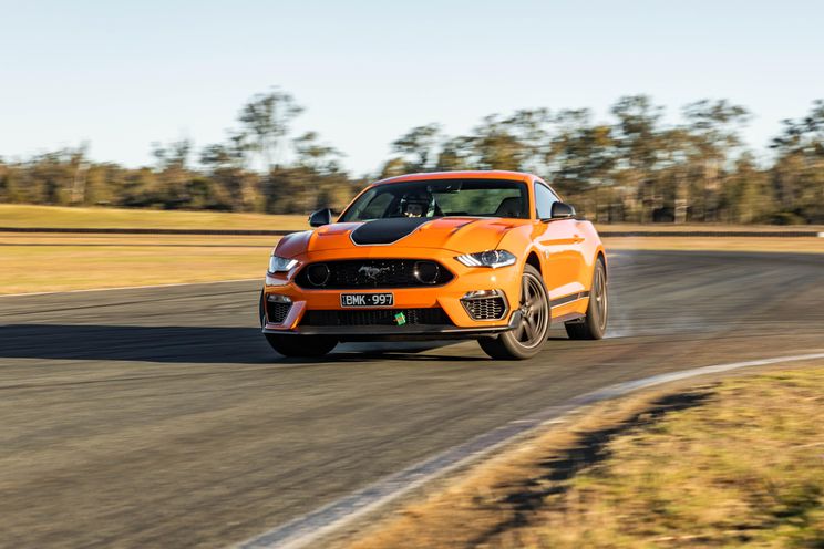 Ford Mustang Mach 1 v GT: Track comparison
