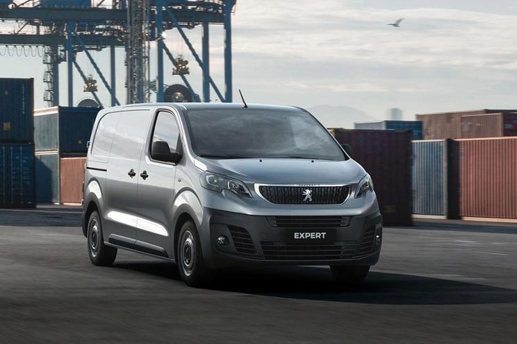 Peugeot and Citroen introduce pre-paid service plans