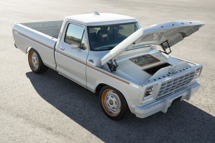 Hochleistungs-Ford F-150 Lightning EV Einzelstück gehänselt