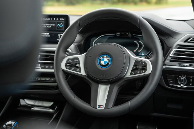 2022 BMW iX3