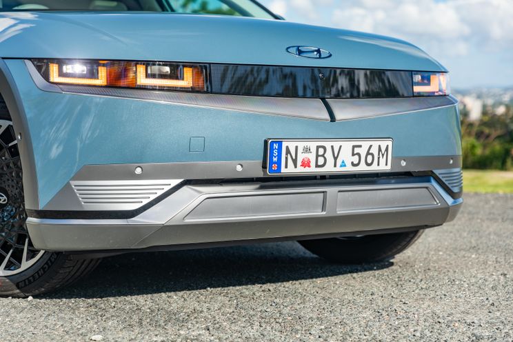 2022 Hyundai Ioniq 5 v Lexus UX300e EV comparison
