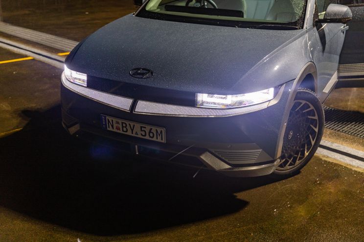 2022 Hyundai Ioniq 5 v Lexus UX300e EV comparison