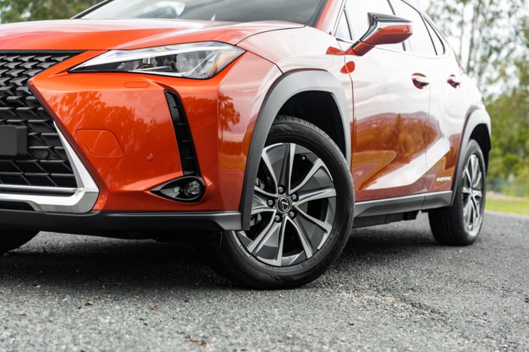 2022 Hyundai Ioniq 5 v Lexus UX300e EV comparison