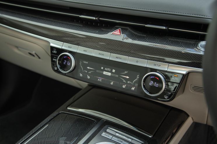 2022 Genesis G80