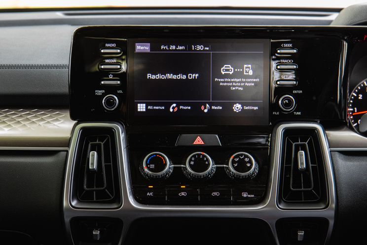2022 Kia Sorento S V6 FWD