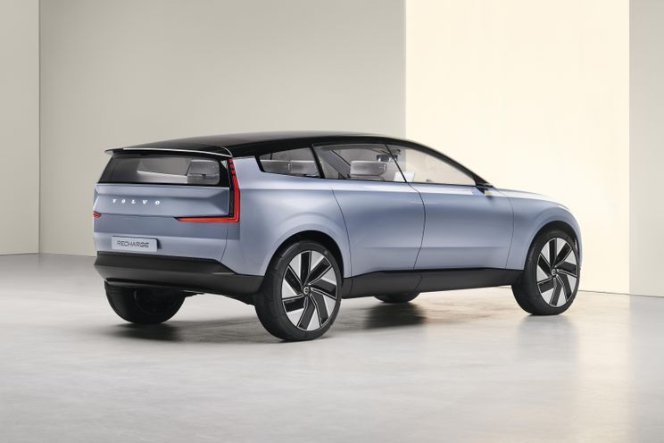 Volvo EX90: Advanced driver assists detailed