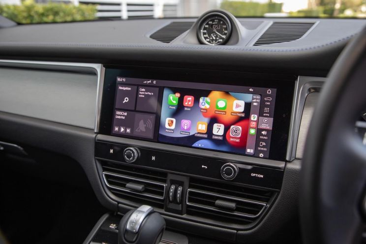 2022 Porsche Macan S