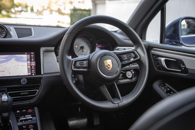 2022 Porsche Macan S