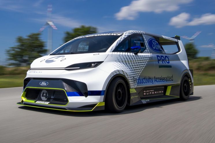 Hochleistungs-Ford F-150 Lightning EV Einzelstück gehänselt