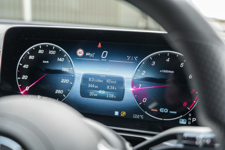 2022 Mercedes-Benz C200