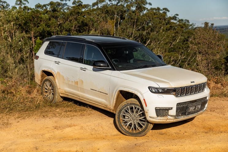 2022 Nissan Patrol v Jeep Grand Cherokee L comparison