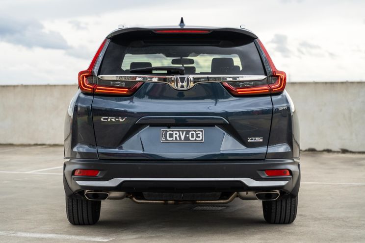 Mitsubishi Outlander v Volkswagen Tiguan Allspace v Honda CR-V comparison