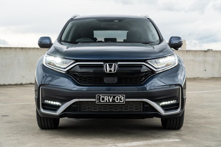 Mitsubishi Outlander v Volkswagen Tiguan Allspace v Honda CR-V comparison
