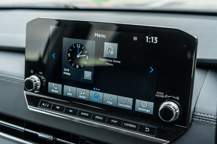 Mitsubishi Outlander v Volkswagen Tiguan Allspace v Honda CR-V comparison