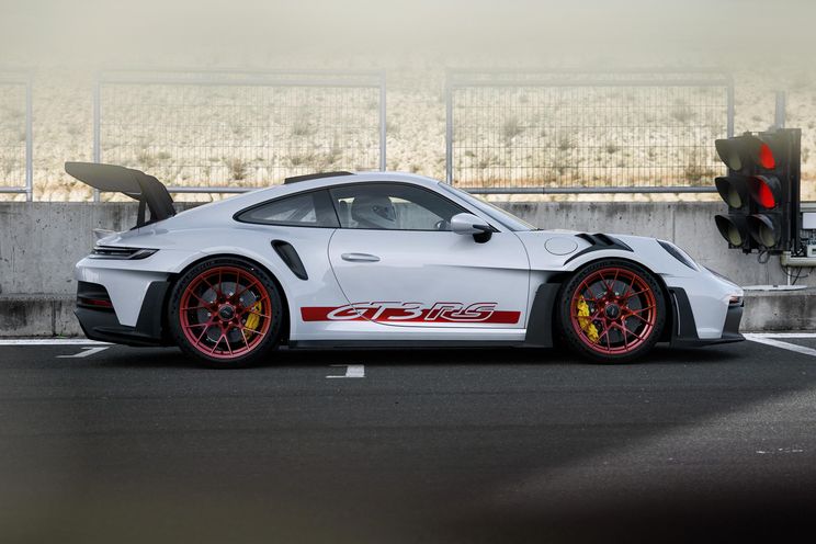2023 Porsche 911 GT3 RS revealed and priced