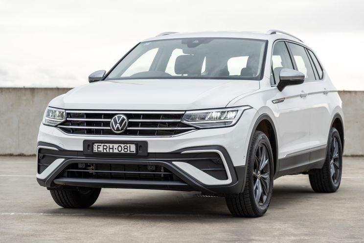 Mitsubishi Outlander v Volkswagen Tiguan Allspace v Honda CR-V comparison