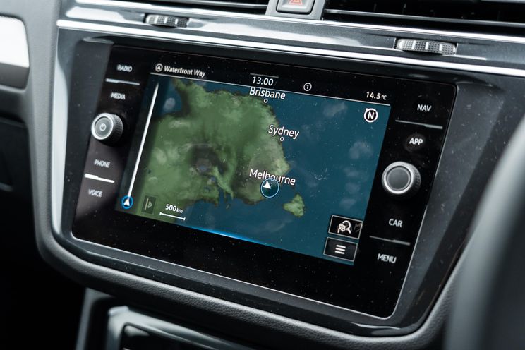 Mitsubishi Outlander v Volkswagen Tiguan Allspace v Honda CR-V comparison