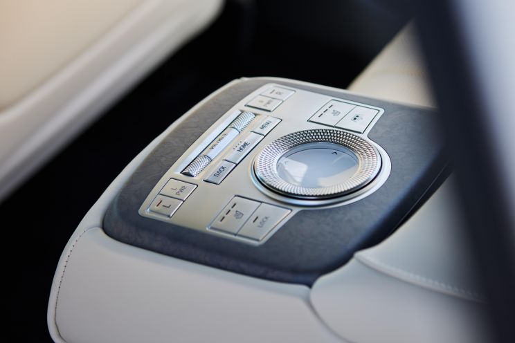 2023 Genesis Electrified G80