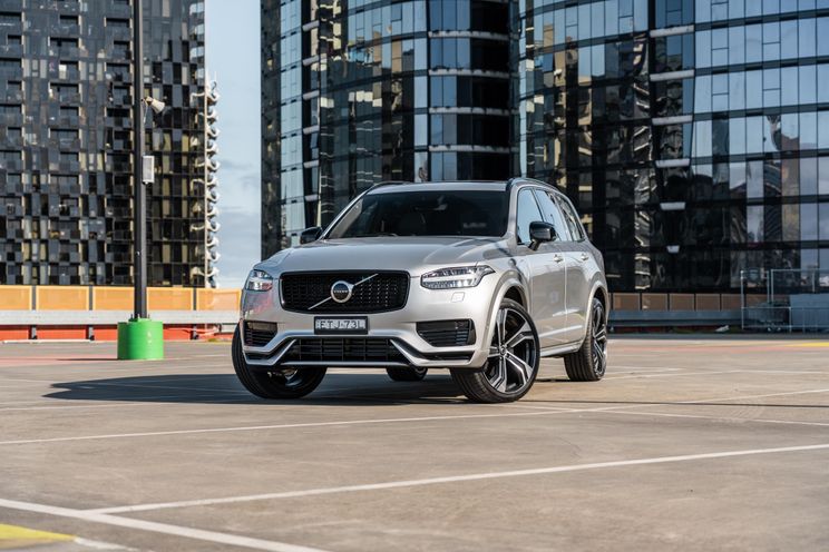 Volvo targets 20k annual sales in Australia by 2026, as non-EV rivals get 'left behind'