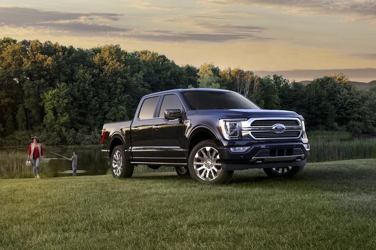 Ford F-150 on track for mid-2023 launch, dealers taking orders