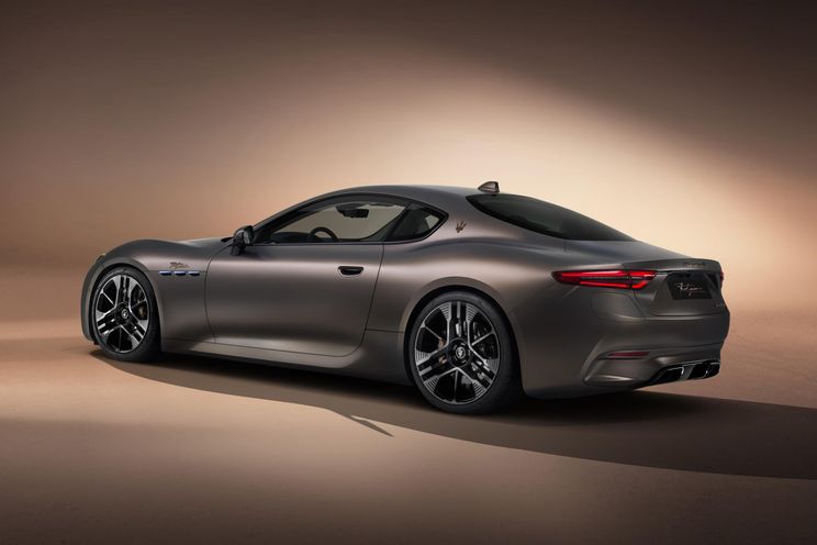 2023 Maserati GranCabrio teased