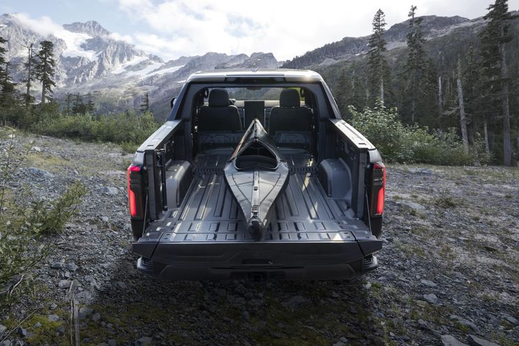 2024 GMC Sierra EV ute revealed