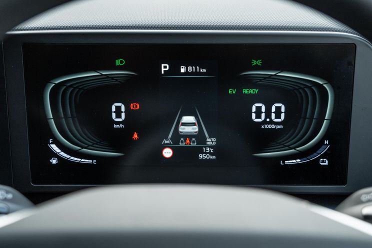 2023 Kia Niro Hybrid S