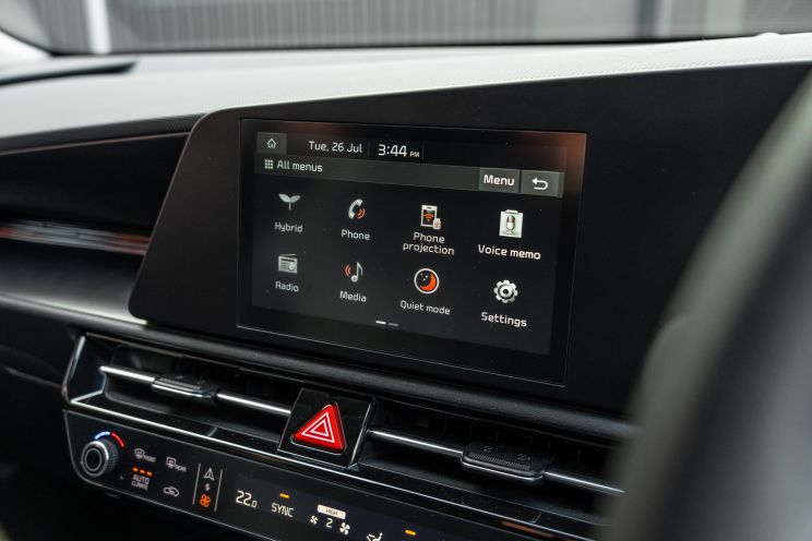 2023 Kia Niro Hybrid S