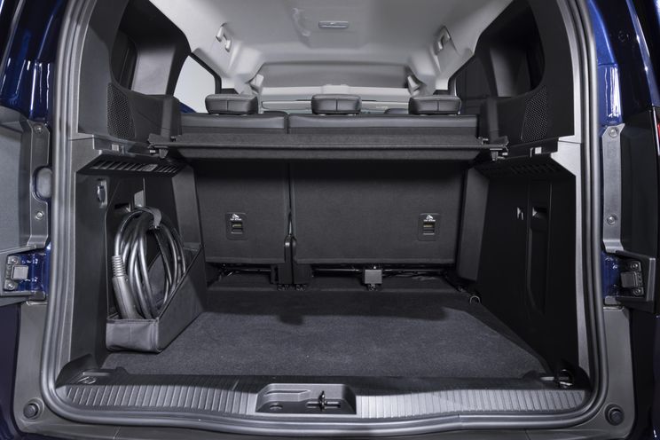 Renault Kangoo E-Tech EV people-mover revealed
